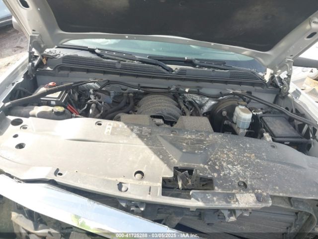 1GCVKREH1JZ337664 Chevrolet Silverado 1500 1lt