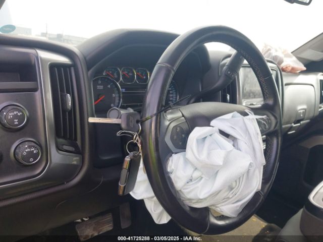1GCVKREH1JZ337664 Chevrolet Silverado 1500 1lt