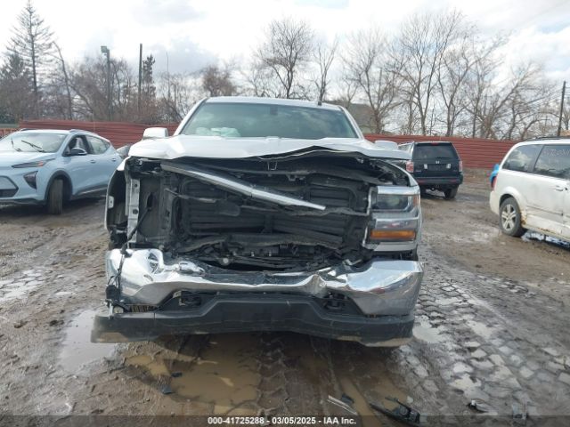 1GCVKREH1JZ337664 Chevrolet Silverado 1500 1lt