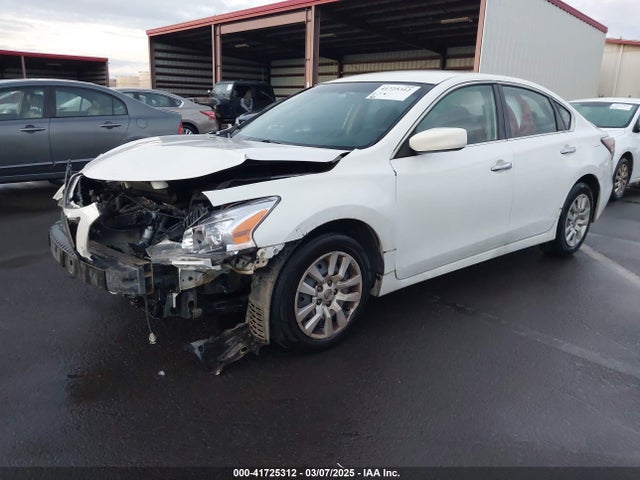 Nissan Altima 2015 1N4AL3AP4FC269351 Image 2