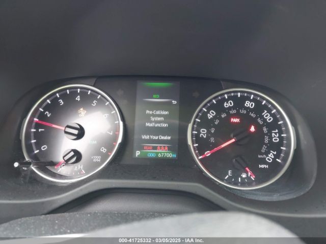2T3P1RFV8NW255002 Toyota Rav4 Xle