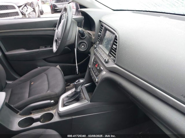 5NPD84LF1JH334110 Hyundai ELANTRA SEL