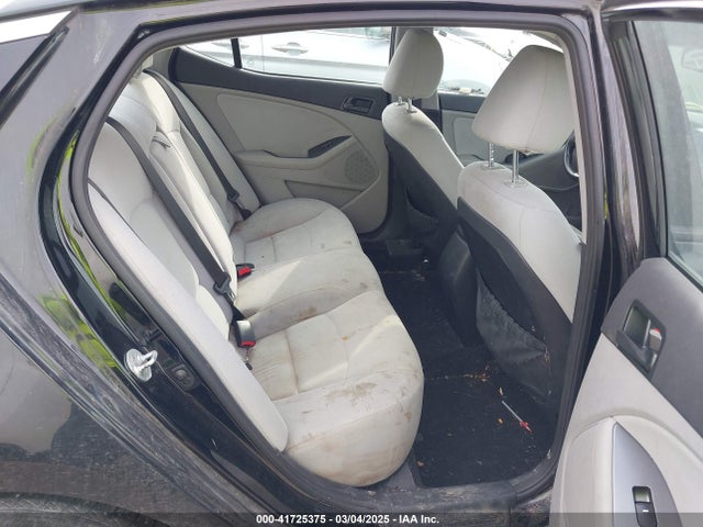5XXGM4A74FG369781 KIA Optima Lx