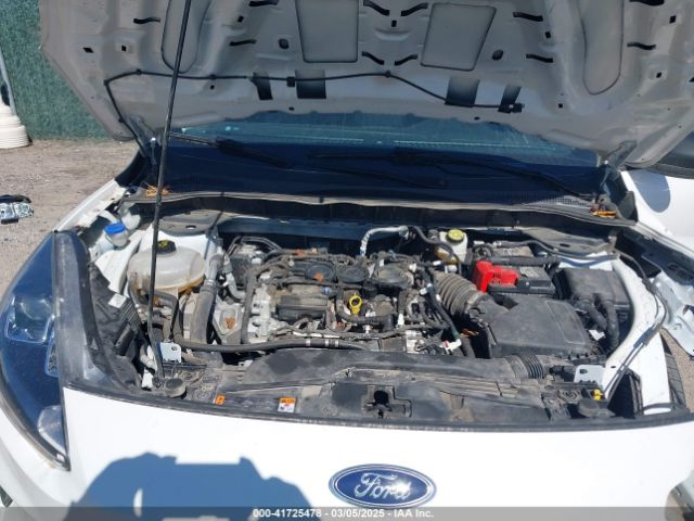 1FMCU9G60NUA61330 Ford ESCAPE SE