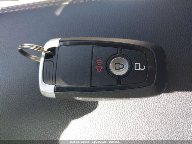 1FMCU9G60NUA61330 Ford ESCAPE SE
