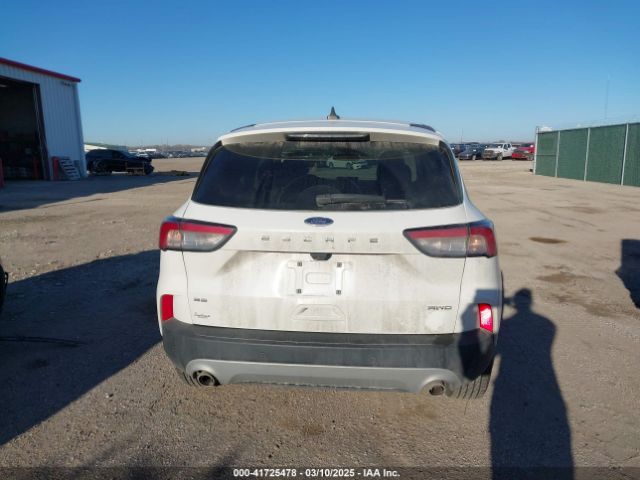 1FMCU9G60NUA61330 Ford ESCAPE SE
