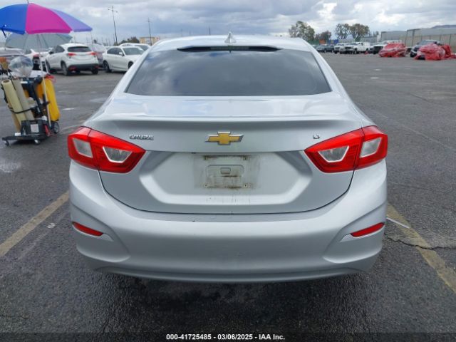 1G1BE5SM2H7237950 Chevrolet Cruze Lt Auto