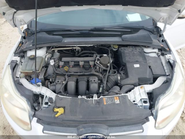 1FADP3K27EL376137 Ford FOCUS SE