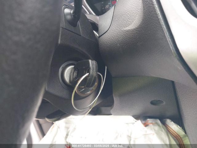 1FADP3K27EL376137 Ford FOCUS SE