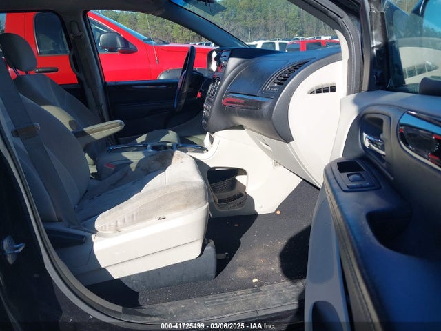 2C4RDGCG3ER478004 Dodge Grand Caravan Sxt