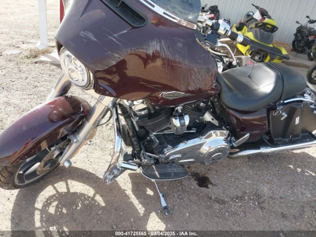2022 HARLEY-DAVIDSON FLHX 1HD1KBC16NB626080 Photo 1