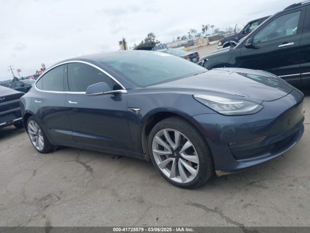 5YJ3E1EA8HF001738 Tesla Model 3 Long Range/standard