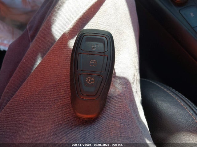 Ford FOCUS ST 2018 1FADP3L92JL220352 Image 11