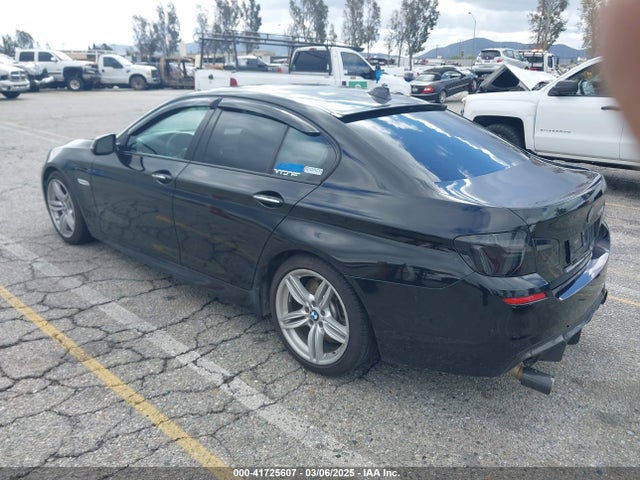 BMW 535i 2016 WBA5B1C56GG132708 Image 3
