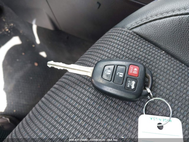 Toyota COROLLA SE 2018 2T1BURHE5JC004022 Image 11