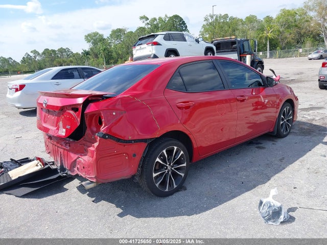 Toyota COROLLA SE 2018 2T1BURHE5JC004022 Image 4