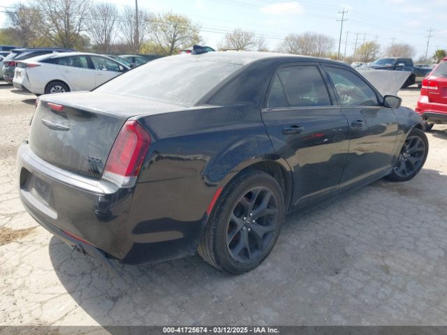 2021 CHRYSLER 300 2C3CCAAG1MH634591 Photo 3