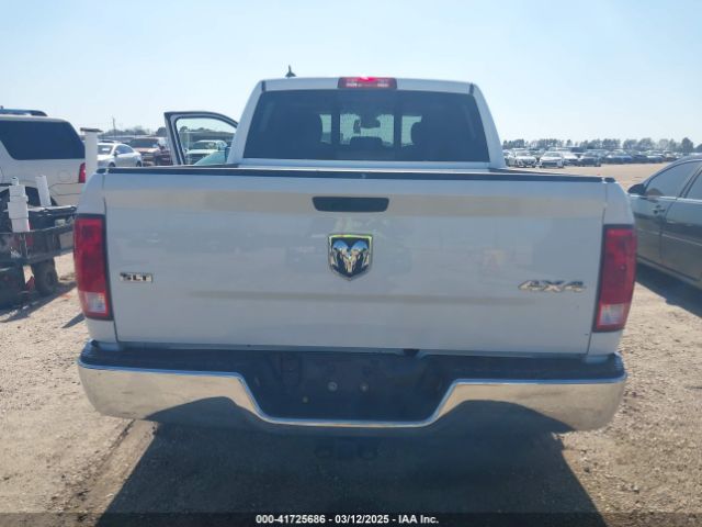1C6RR7LG2PS517062 RAM 1500 Classic Slt  4x4 5'7 Box