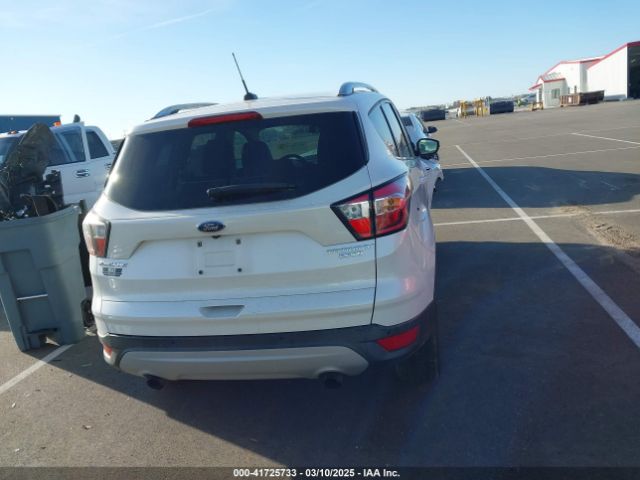 1FMCU0JD0HUA38847 Ford Escape Titanium