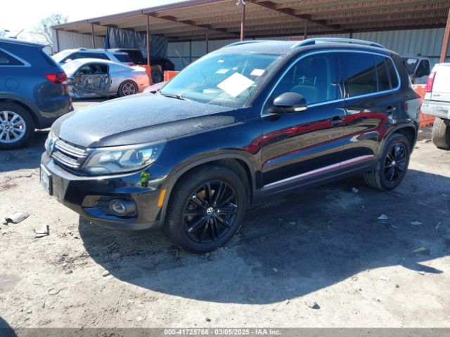 2016 VOLKSWAGEN TIGUAN WVGBV7AX2GW564945 Photo 1