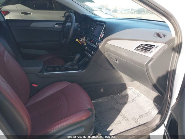 5NPE24AF9JH705961 Hyundai SONATA SE
