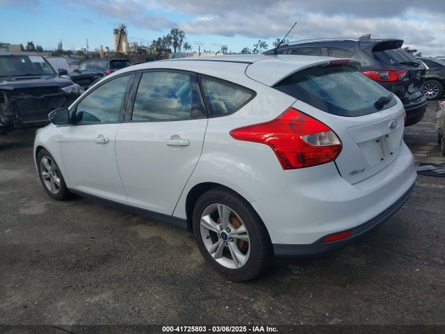Ford FOCUS SE 2014 1FADP3K20EL408281 Image 3