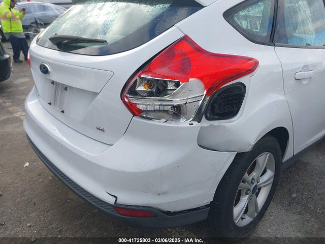 Ford FOCUS SE 2014 1FADP3K20EL408281 Image 6