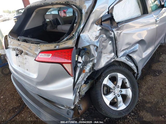 3CZRU5H35JG701471 Honda HR-V LX