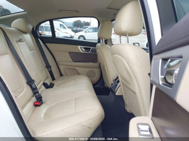 2013 JAGUAR XF SAJWA0E73D8U06165 Photo 7