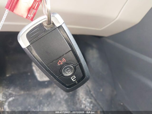 MAJ6P1WL1JC195707 Ford Ecosport Titanium
