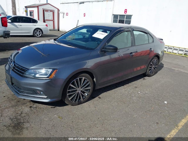 3VWD17AJ2GM267997 Volkswagen 1.8t