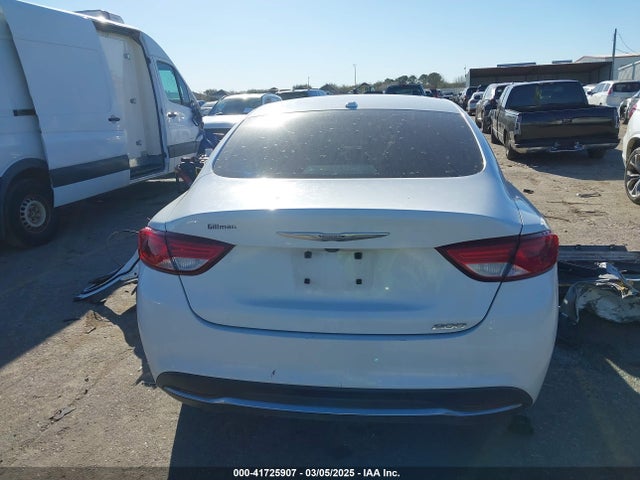 Chrysler 200 Limited 2015 1C3CCCAB7FN737119 Image 17