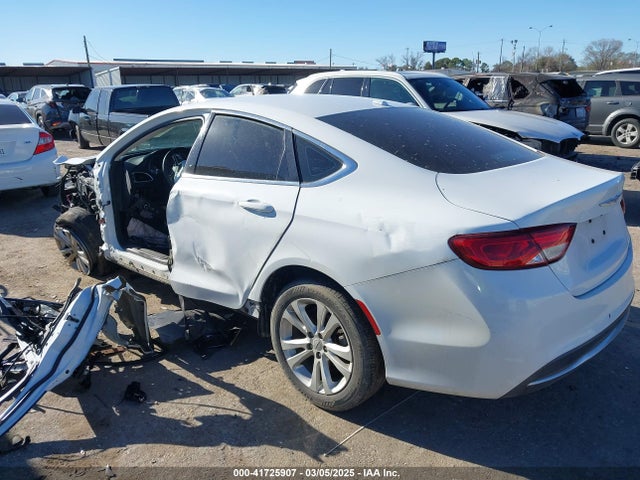 Chrysler 200 Limited 2015 1C3CCCAB7FN737119 Image 3