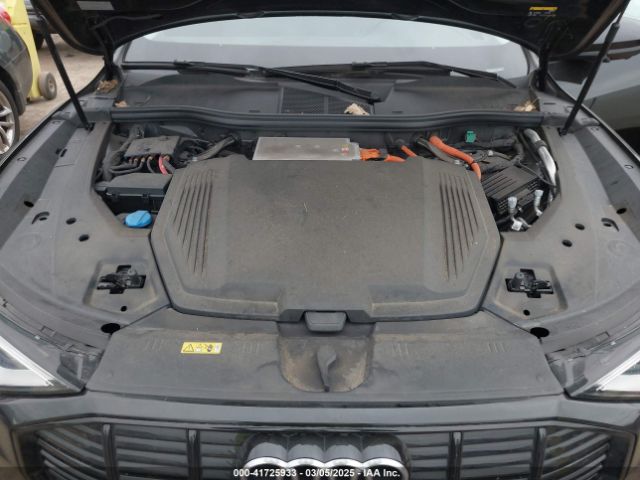 WA1LAAGEXMB019208 Audi E-tron Premium Plus Quattro