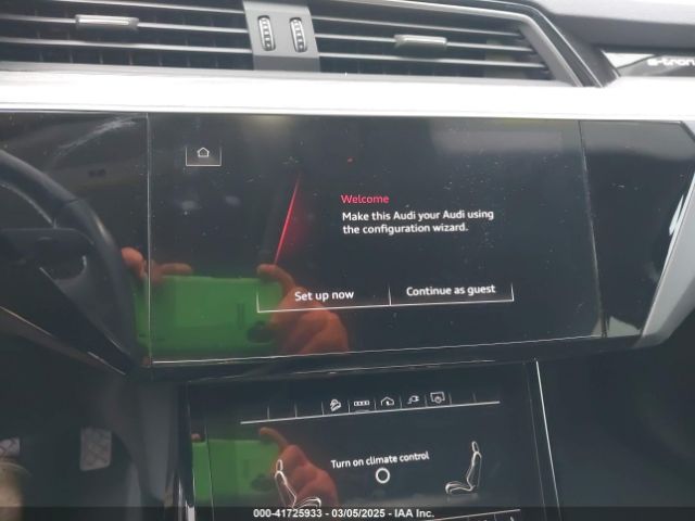 WA1LAAGEXMB019208 Audi E-tron Premium Plus Quattro