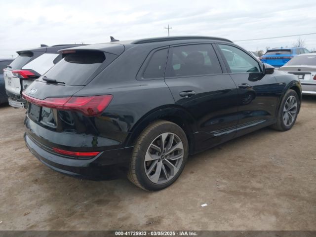 WA1LAAGEXMB019208 Audi E-tron Premium Plus Quattro