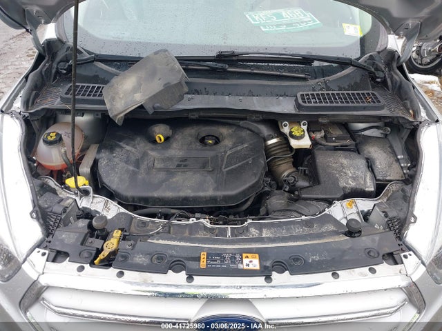 1FMCU9J9XKUC57029 Ford Escape Titanium