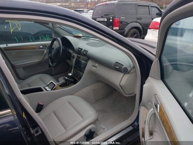 Продаж на аукціоні авто 2007 Mercedes-benz C 230 Sport, vin: WDBRF52H27F911720, номер лоту: 41725990
