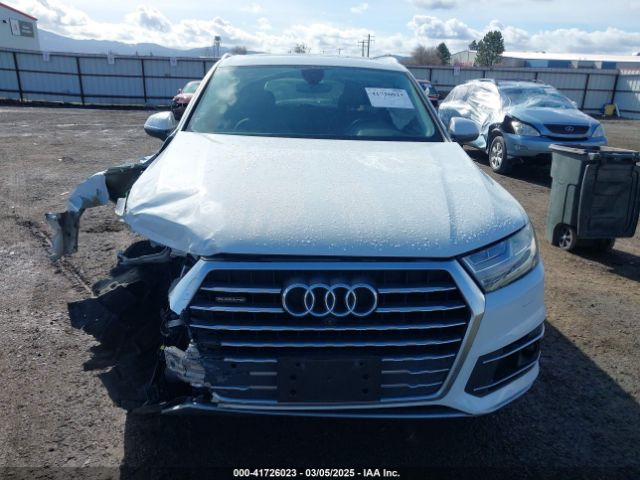 WA1LHAF72KD026363 Audi Q7 45 Se Premium