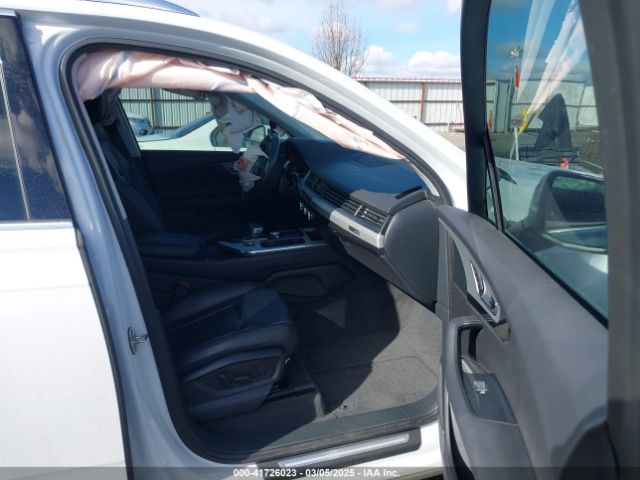 WA1LHAF72KD026363 Audi Q7 45 Se Premium