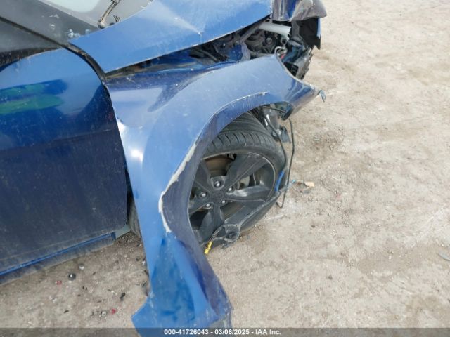 KMHTC6AD7HU318304 Hyundai Veloster Value Edition
