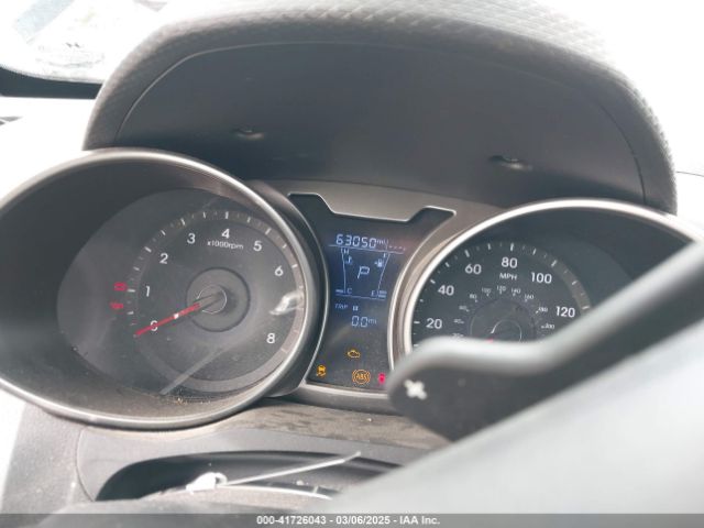 KMHTC6AD7HU318304 Hyundai Veloster Value Edition