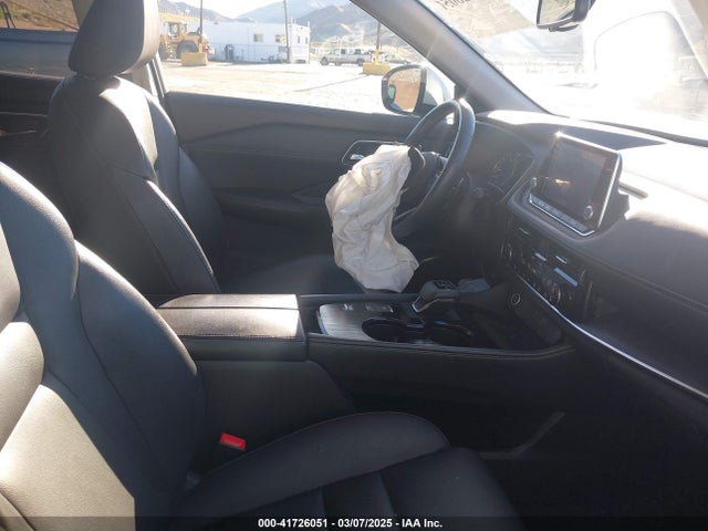 JN8AT3CA9MW020045 Nissan Rogue Sl Fwd