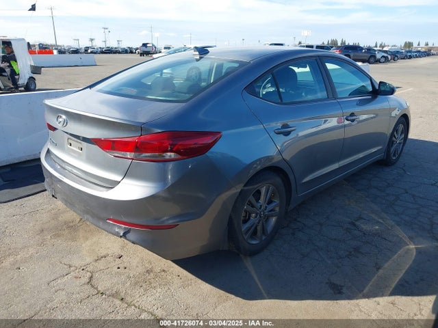 5NPD84LF1JH357287 Hyundai ELANTRA SEL