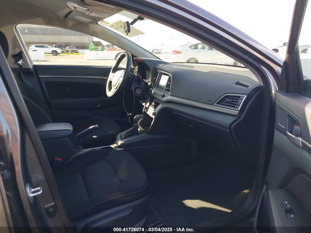 5NPD84LF1JH357287 Hyundai ELANTRA SEL