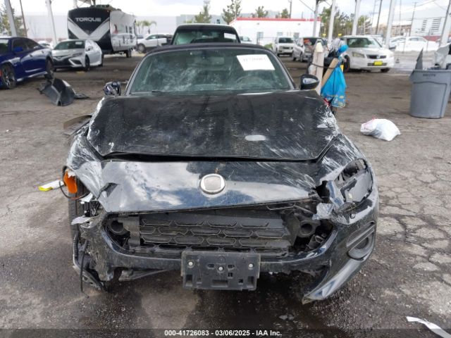 JC1NFAEK7J0138993 Fiat 124 Spider Lusso