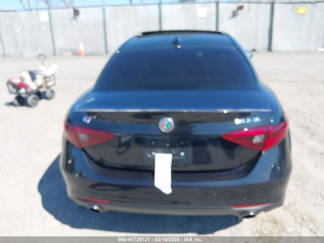 ZARFAEEN9H7551464 Alfa Romeo Giulia Ti Awd