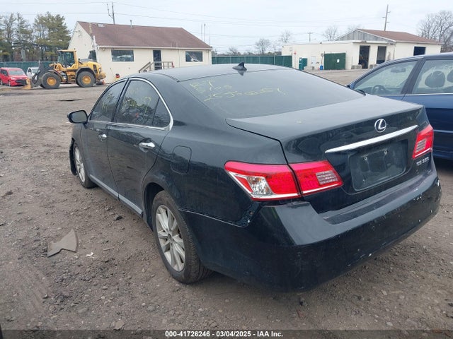 41726246 :رقم المزاد ، JTHBK1EG3B2425507 vin ، 2011 Lexus Es 350 مزاد بيع