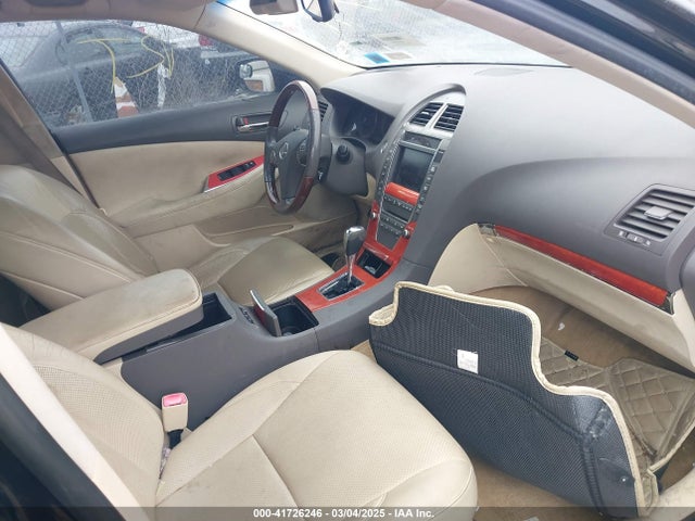 41726246 :رقم المزاد ، JTHBK1EG3B2425507 vin ، 2011 Lexus Es 350 مزاد بيع