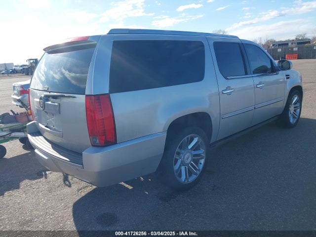 2013 CADILLAC ESCALADE ESV 1GYS4KEF2DR106614 Photo 3
